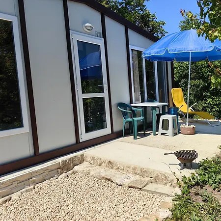 Guest house Lenny 3 *